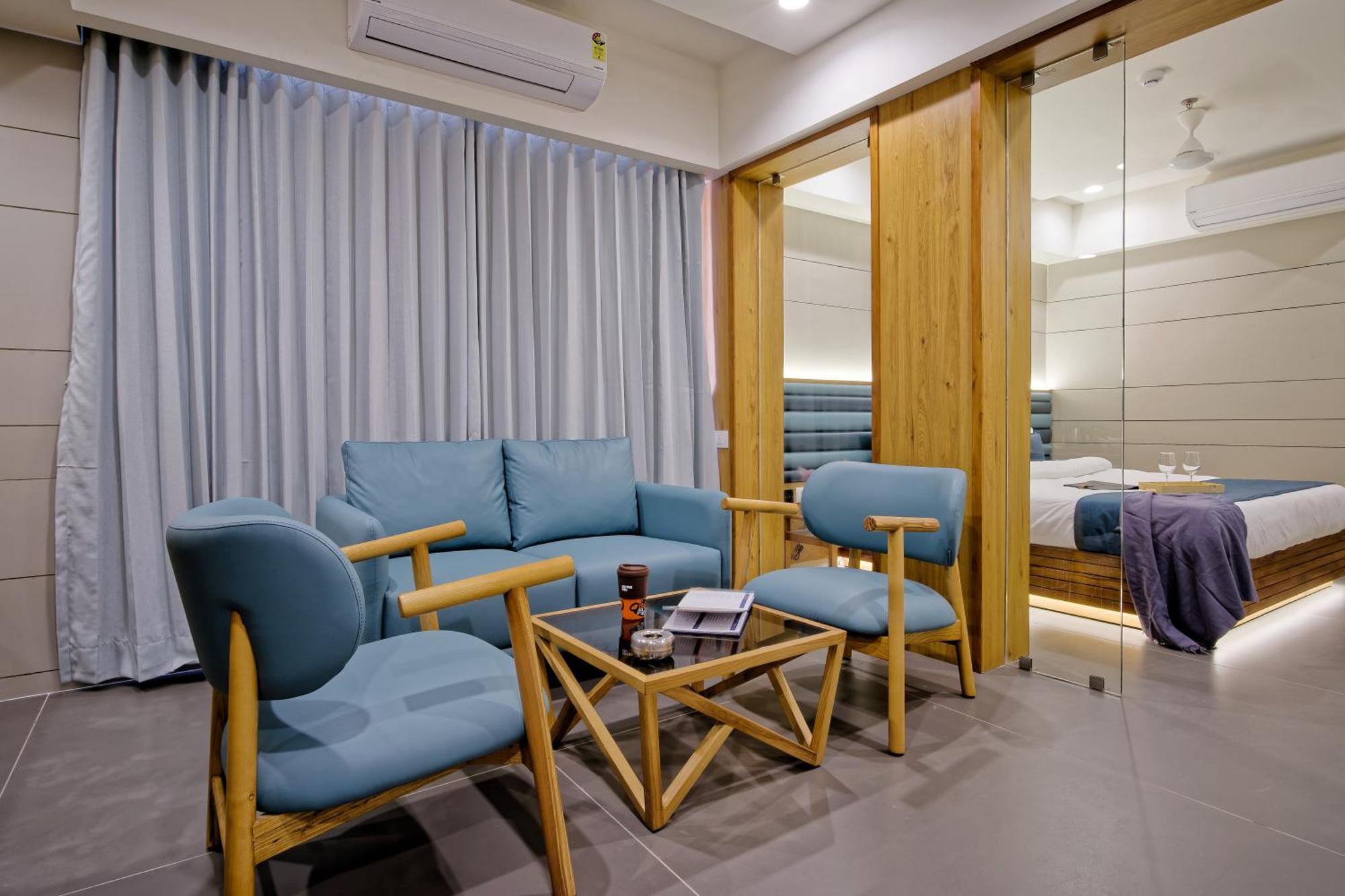 Hotel Lake Point Ahmedabad Luaran gambar